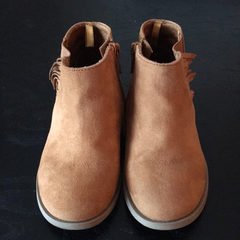 Old Navy Ankle Boots size 9 toddler